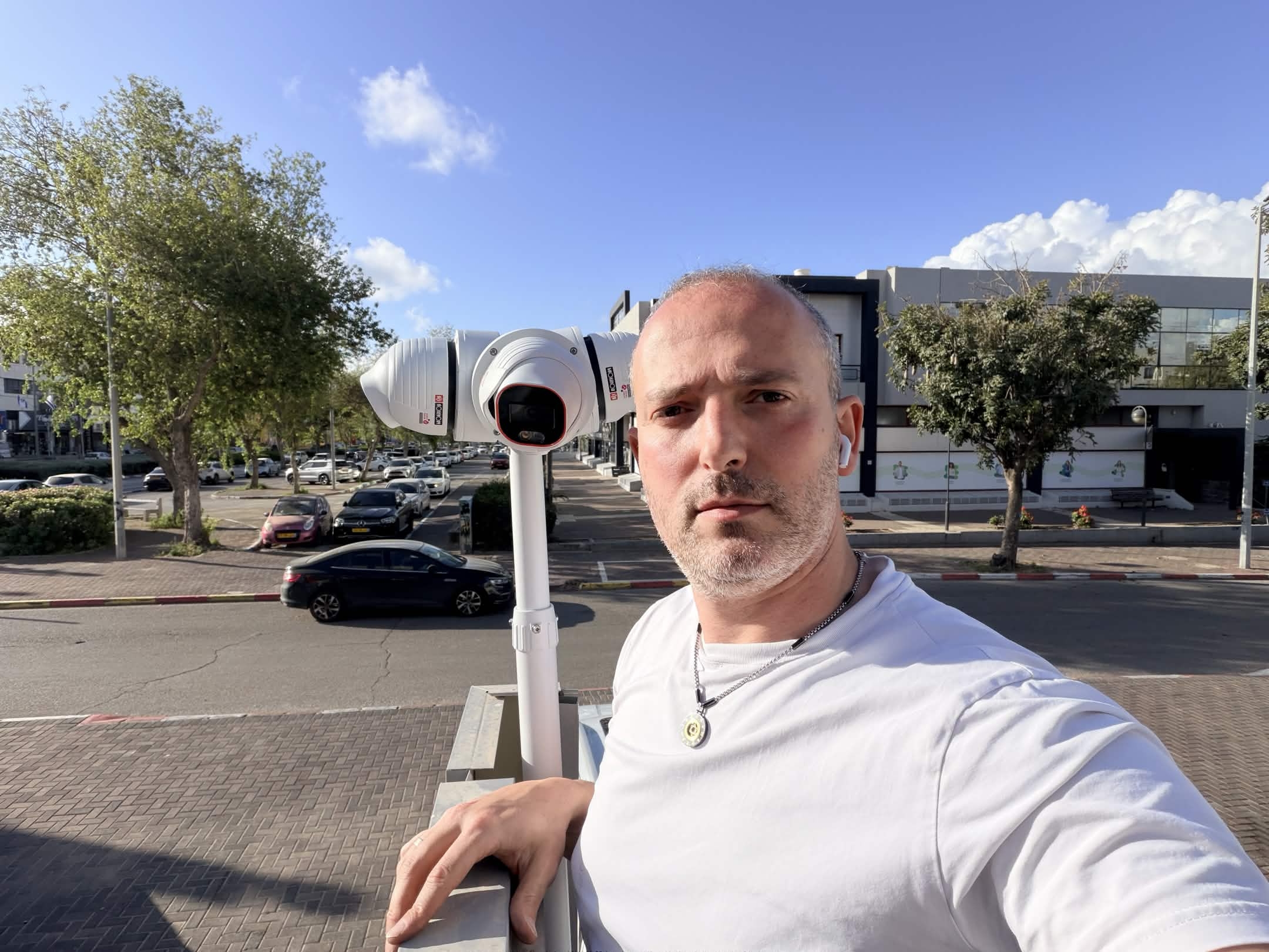 קוסטה זולוטניצקי — מייסד סימפל קיי