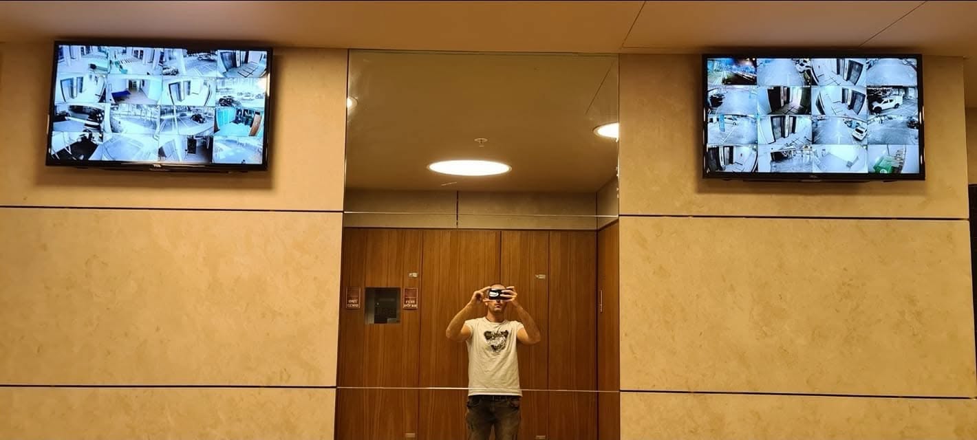 פרויקט סימפל קיי מספר 18 — התקנת מערכות אבטחה