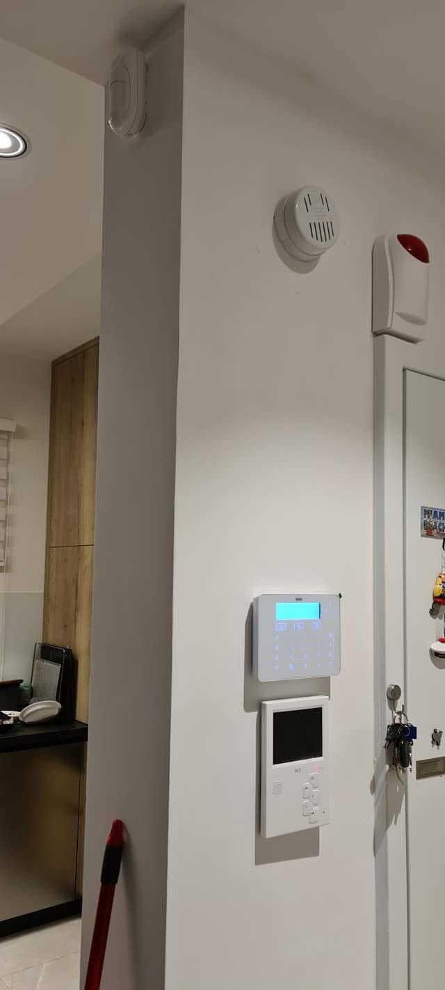 פרויקט סימפל קיי מספר 27 — התקנת מערכות אבטחה