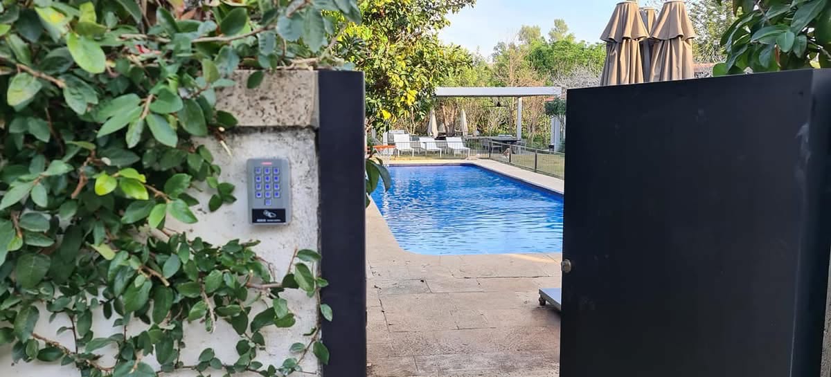 פרויקט סימפל קיי מספר 28 — התקנת מערכות אבטחה