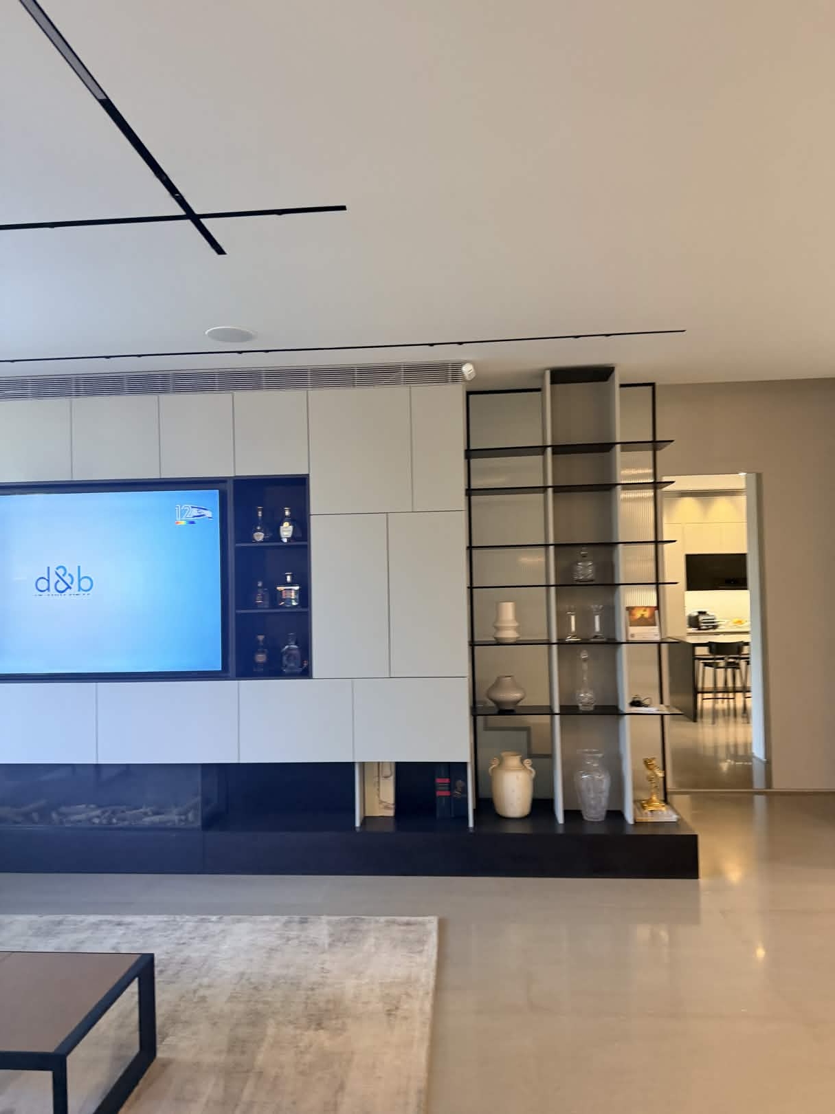 פרויקט סימפל קיי מספר 52 — התקנת מערכות אבטחה